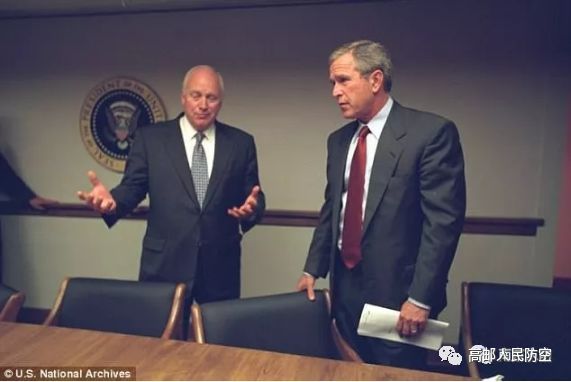 特朗普曾在抗议者包围白宫期间躲进地堡，如何应急？(图10)