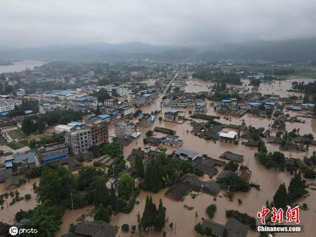 四川启动I级防汛应急响应 水电站防浪堤被冲垮