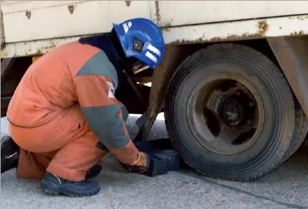 消防技术：大型车辆顶升(图7)