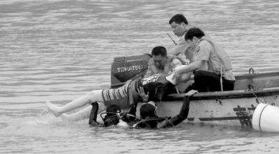 水域救援：冲锋舟艇基础驾驶技能介绍(图5)