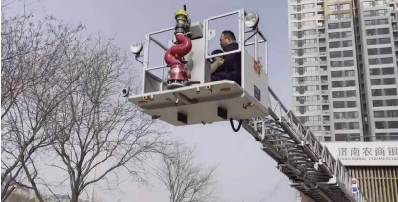 6岁儿童在家烤地瓜引发火灾，房子遭殃了……(图2)