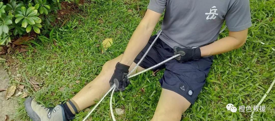 绳索 | 登山者无器材的绳索保护(图11)