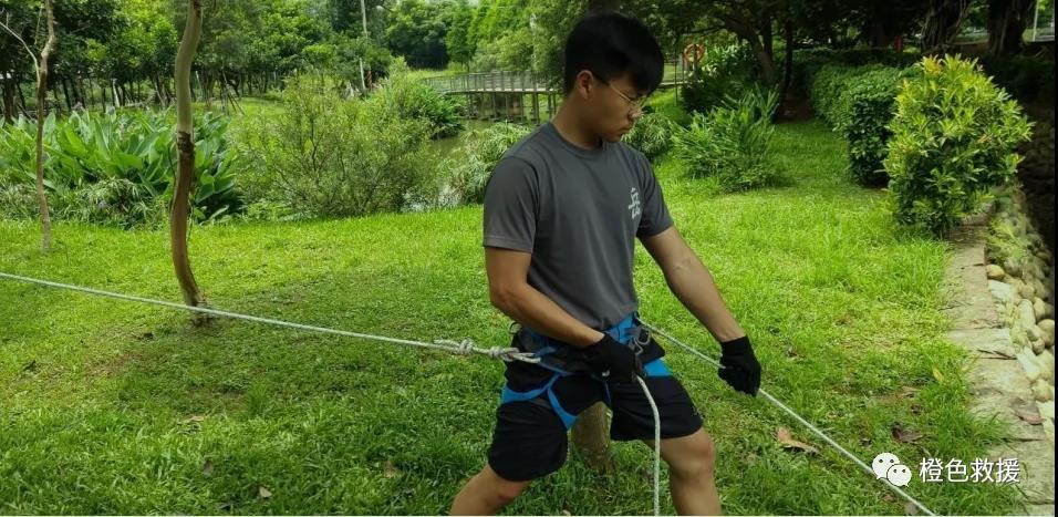 绳索 | 登山者无器材的绳索保护(图15)